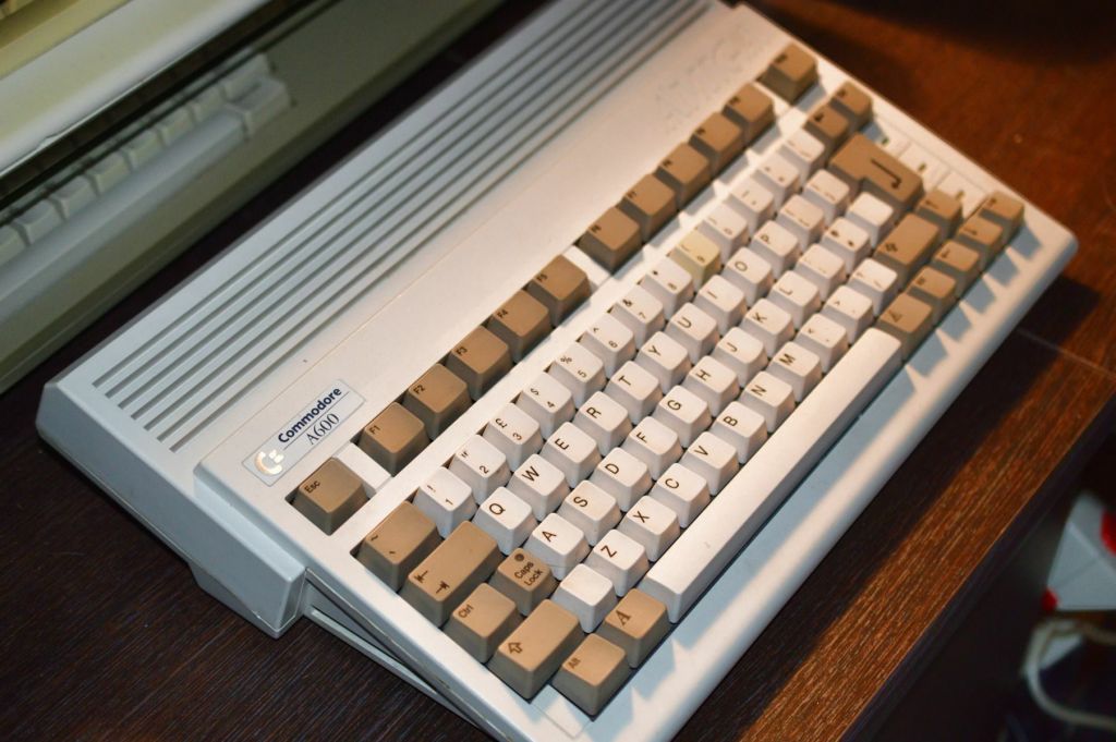 Amiga 600