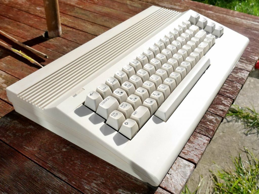 Commodore 64C Outside