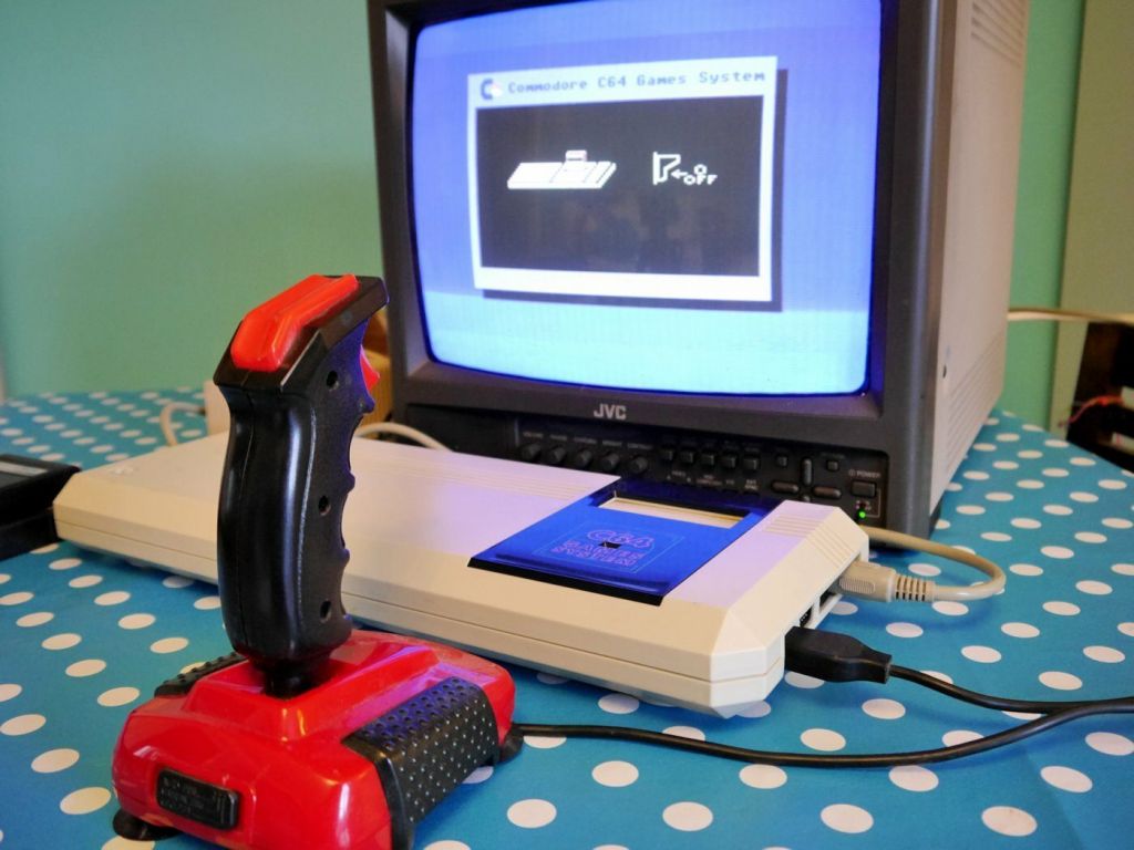 Commodore 64GS in use