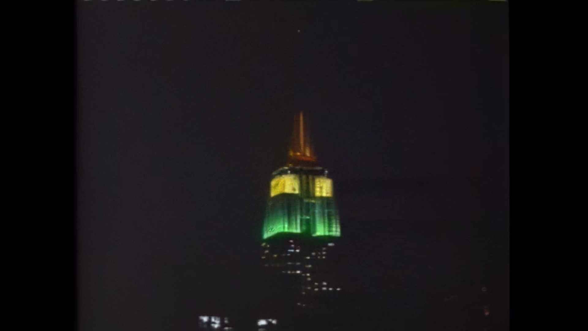 The Empire State Building in Windows colours