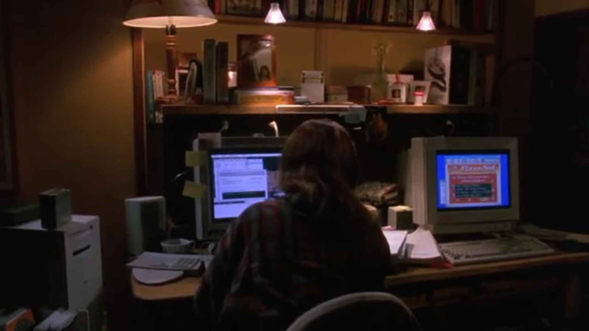 Sandra Bullock using computers in "The Net" film
