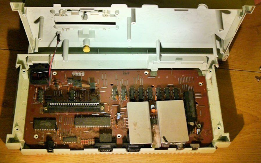 Sega SG1000 II Internals